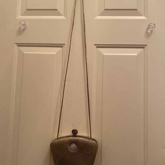 Albert Nipon Gold Textured Leather Crossbody Shoulder Bag rhinestone medallion - Picture 10 of 11